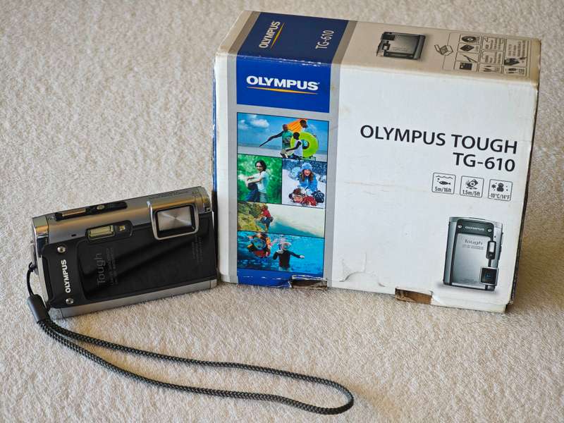 OLYMPUS TG-610 Tough 14 MP ,  5x Wide Optical  - Waterproof / Shockproof Digital Camera