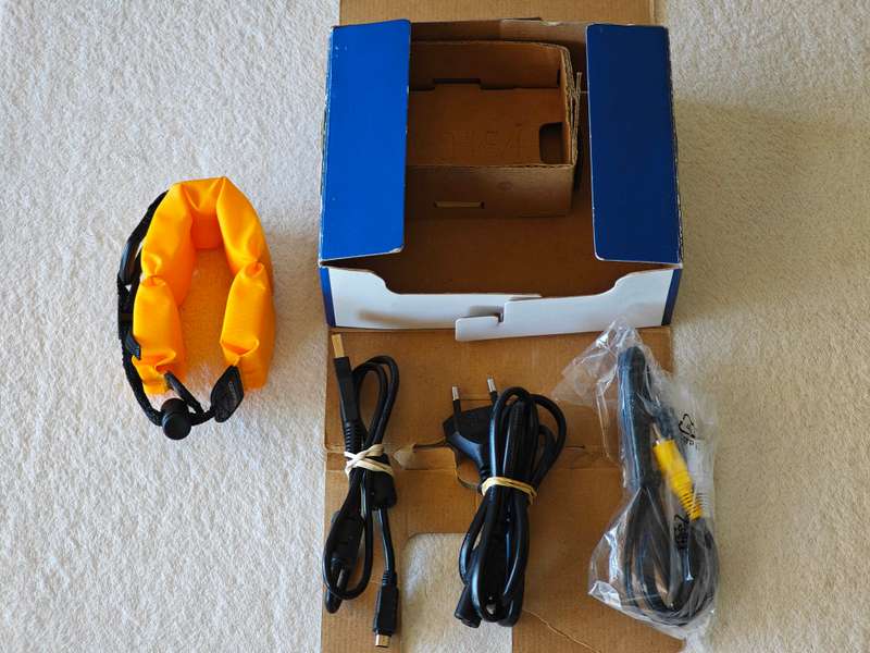 OLYMPUS TG-610 Tough 14 MP ,  5x Wide Optical  - Waterproof / Shockproof Digital Camera