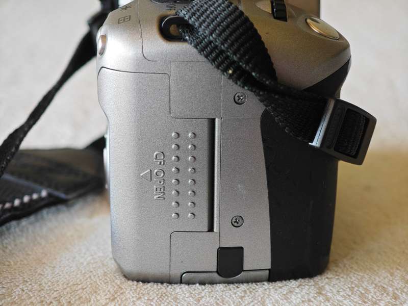 Canon EOS 350D With 18-55mm And 2GB Memory Card -  Digital SLR Camera