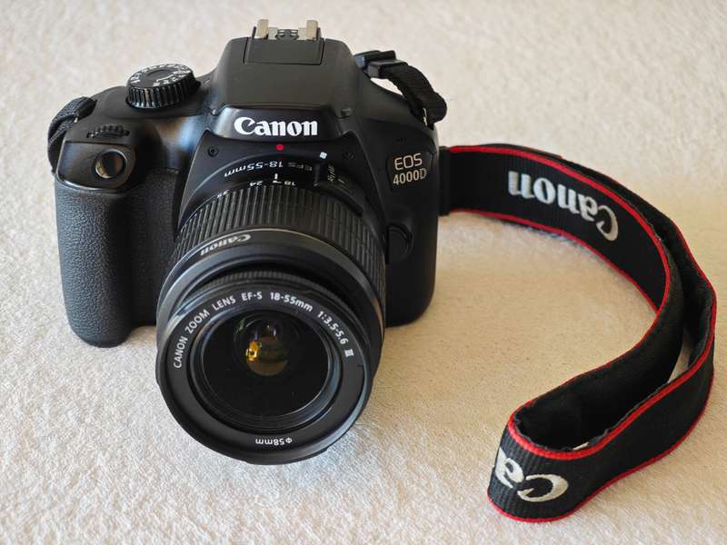 Canon EOS 4000D EF-S 18-55mm Lens / 18MP - DSLR Camera