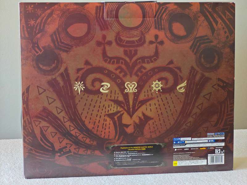 Playstation 4 Pro 1TB - Monster Hunter World Liolaeus Limited Edition Console