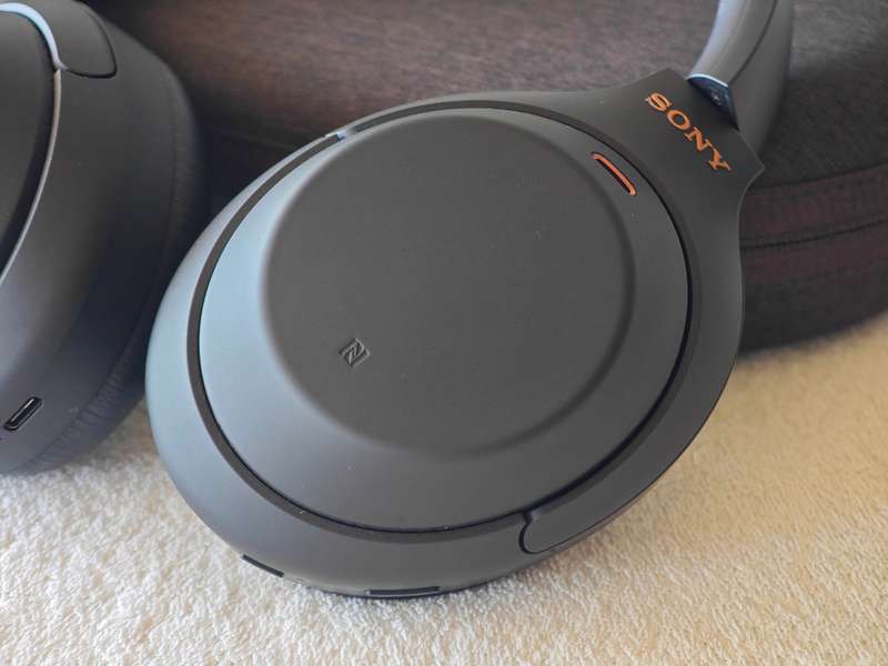 Sony WH-1000XM4 Wireless Noise Cancelling Headphones