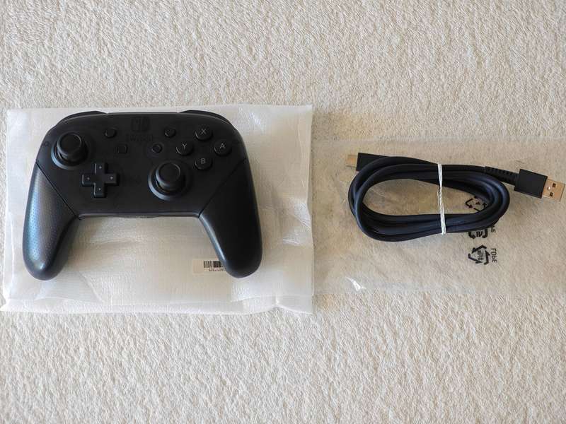 Nintendo Switch Pro Controller