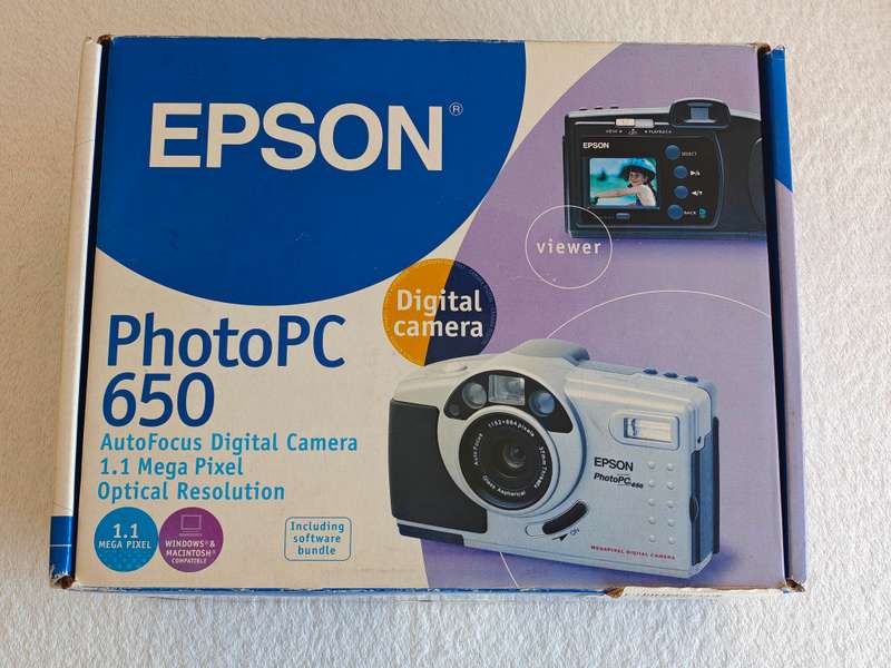 Epson PhotoPC 650 1.1mp AutoFocus Digital Camera