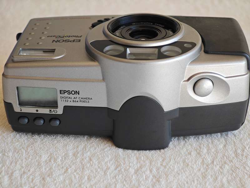 Epson PhotoPC 650 1.1mp AutoFocus Digital Camera