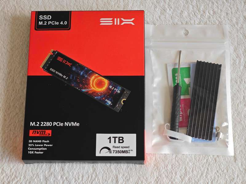 SIX 1TB SSD & Heatsink - PCIe 4.0 NVMe M.2 SSD 7000MB/s - PS5 & PC