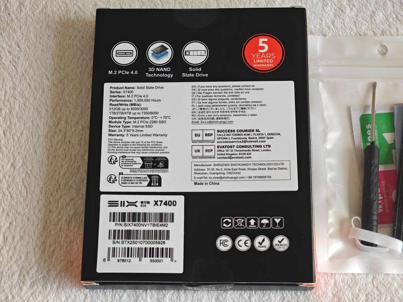 SIX 1TB SSD & Heatsink - PCIe 4.0 NVMe M.2 SSD 7000MB/s - PS5 & PC