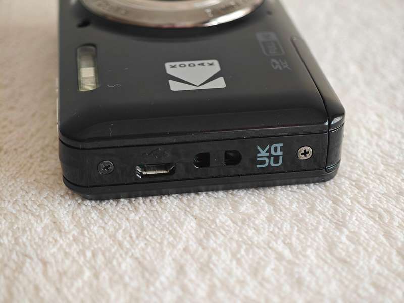 Kodak Pixpro FZ55 - 16MP / 5x Zoom Digital Camera