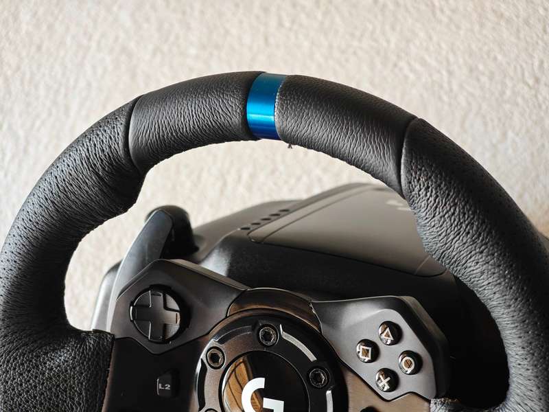 Logitech G923 TRUEFORCE Racing Wheel (PS5, PS4, PC)
