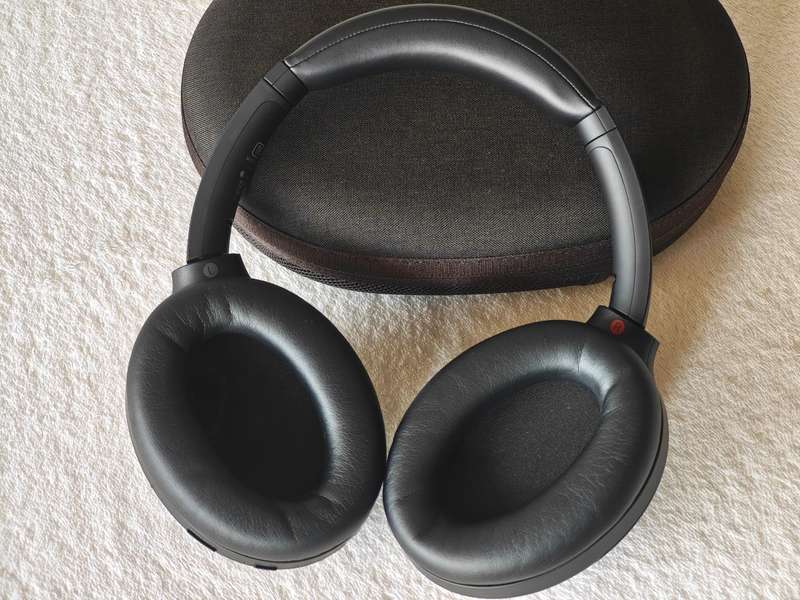 Sony WH-1000XM4 Wireless Noise Cancelling Headphones