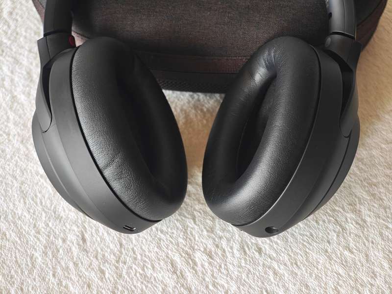 Sony WH-1000XM4 Wireless Noise Cancelling Headphones