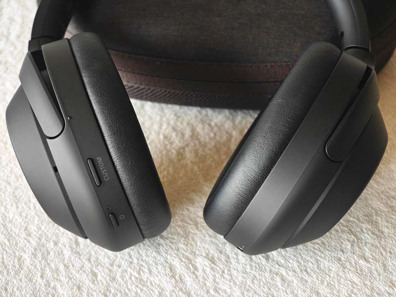 Sony WH-1000XM4 Wireless Noise Cancelling Headphones