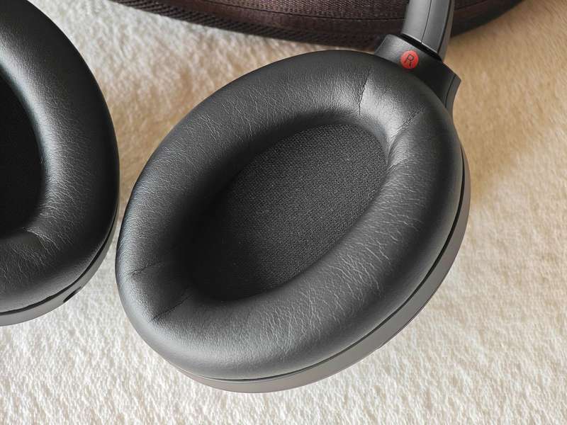 Sony WH-1000XM4 Wireless Noise Cancelling Headphones