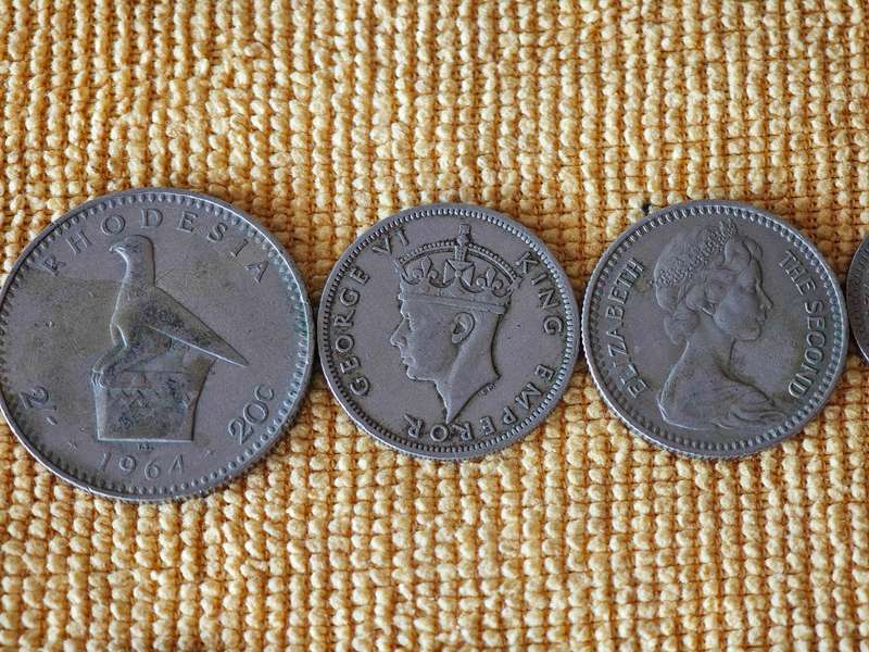 Various Zimbabwe coins and Rhodesia coins (21 coins total)