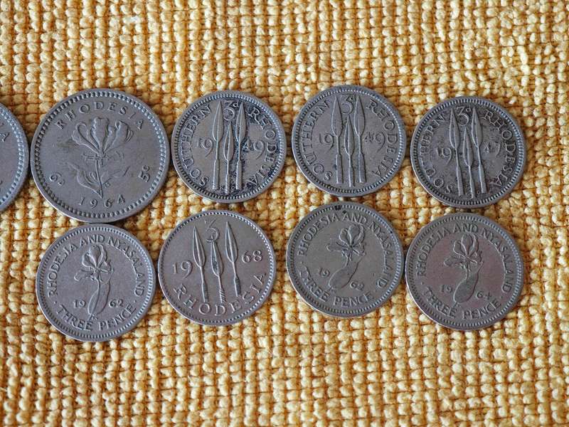 Various Zimbabwe coins and Rhodesia coins (21 coins total)