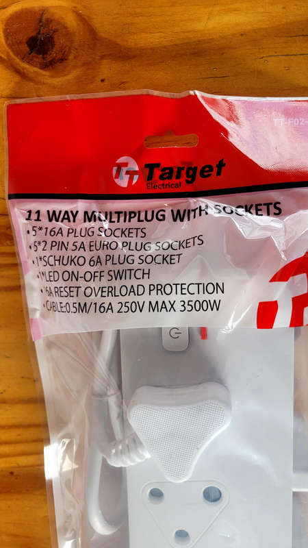 11way Multi plug with sockets     5 x units sold as 1 Lot