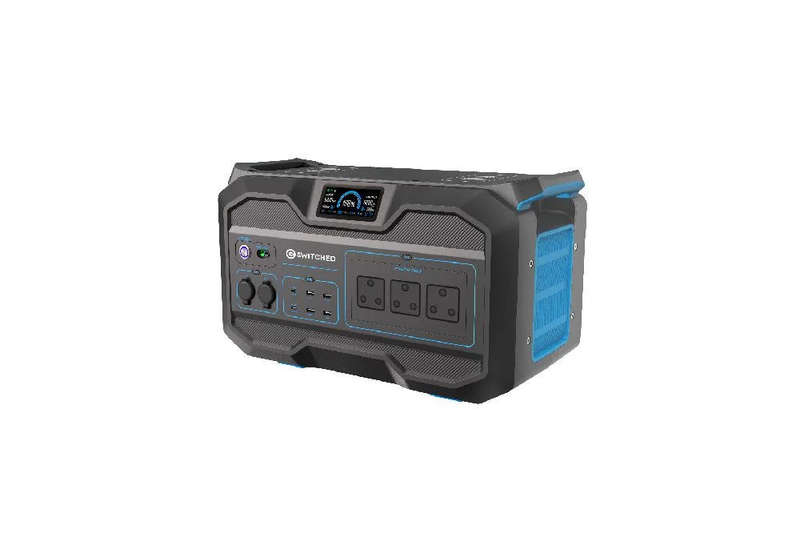Switched 2400W/2496Wh Power Station with UPS - Unboxed
