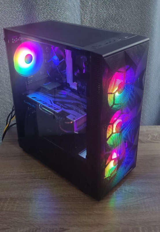 HD Gaming BEAST PC For Sale (i5 6400, RX580 OC 8GB, 16GB DDR4, 512 GB SSD, 2TB HDD, 500W)