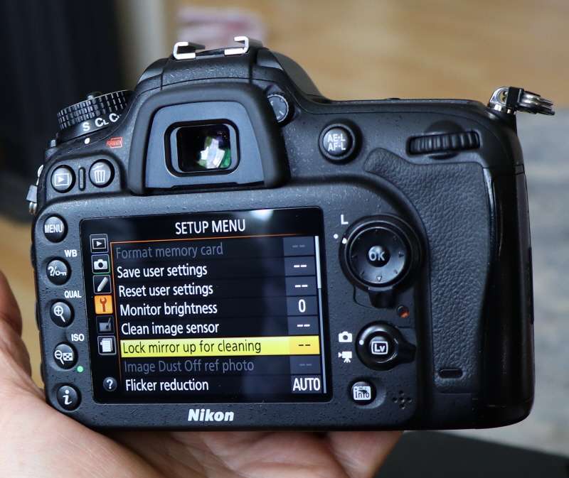 Nikon D7100 Body only in top condition, photos show exact item on sale.
