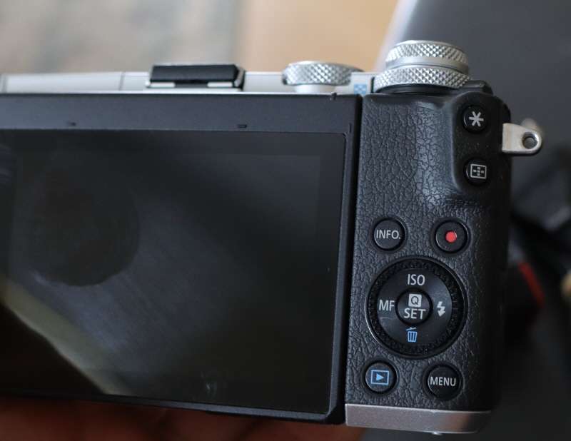 Canon M6 Mark i body, photos show exact item on sale, top condition.