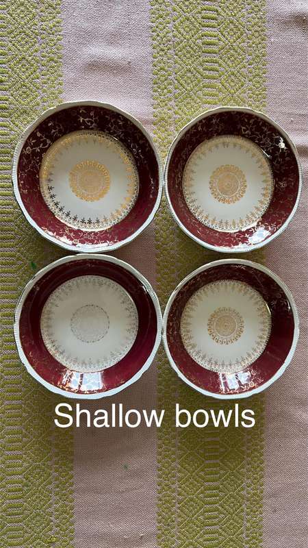 Royal Swan 59pc set - made in England