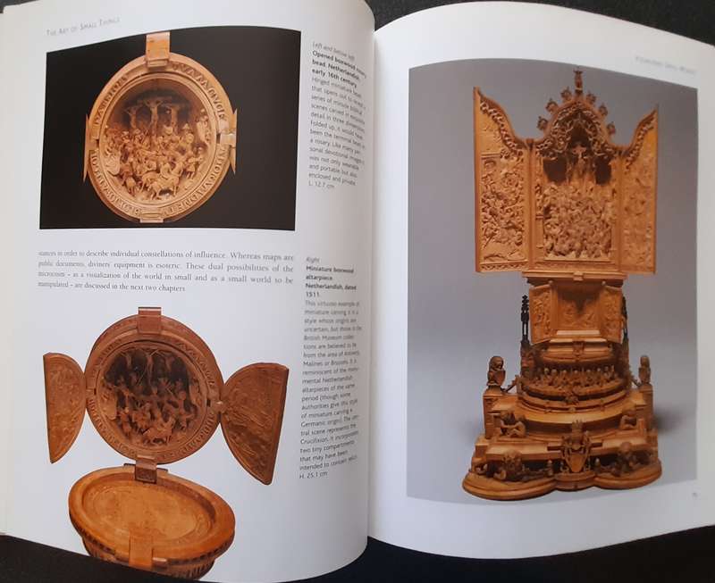 The art of small things, John Mack, Published by BRITISH MUSEUM, 2007