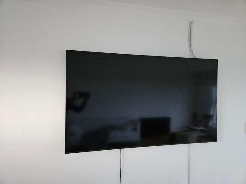 Samsung 65 inch QLED 4k smart TV