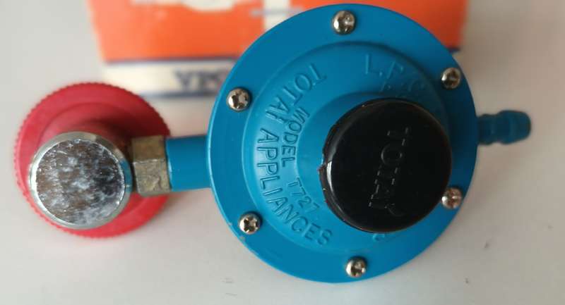 LPG Gas Regulator. New.
