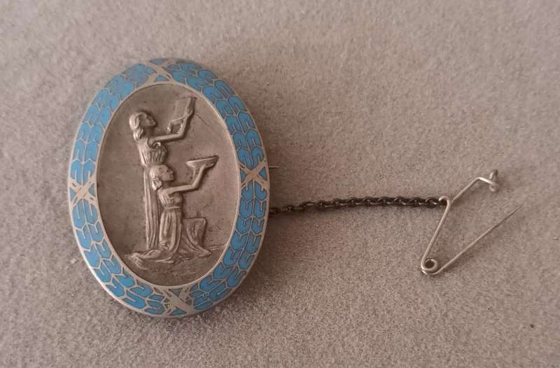 Vintage Pin Badge