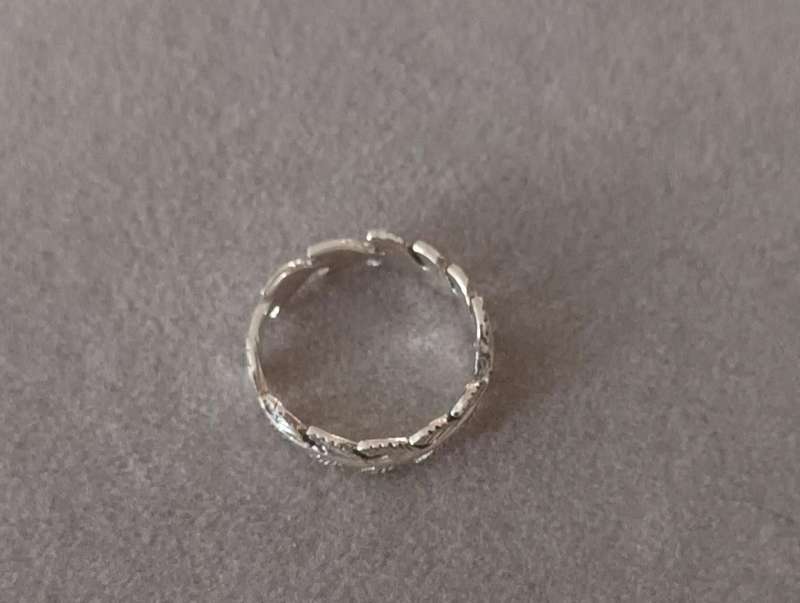 Stunning Sterling Silver Ring.