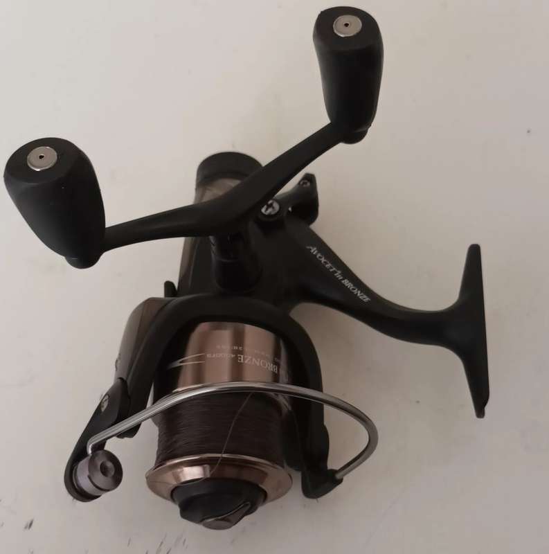 MITCHELL AVOCET III BRONZE 4000FS Bait Runner. Like New.