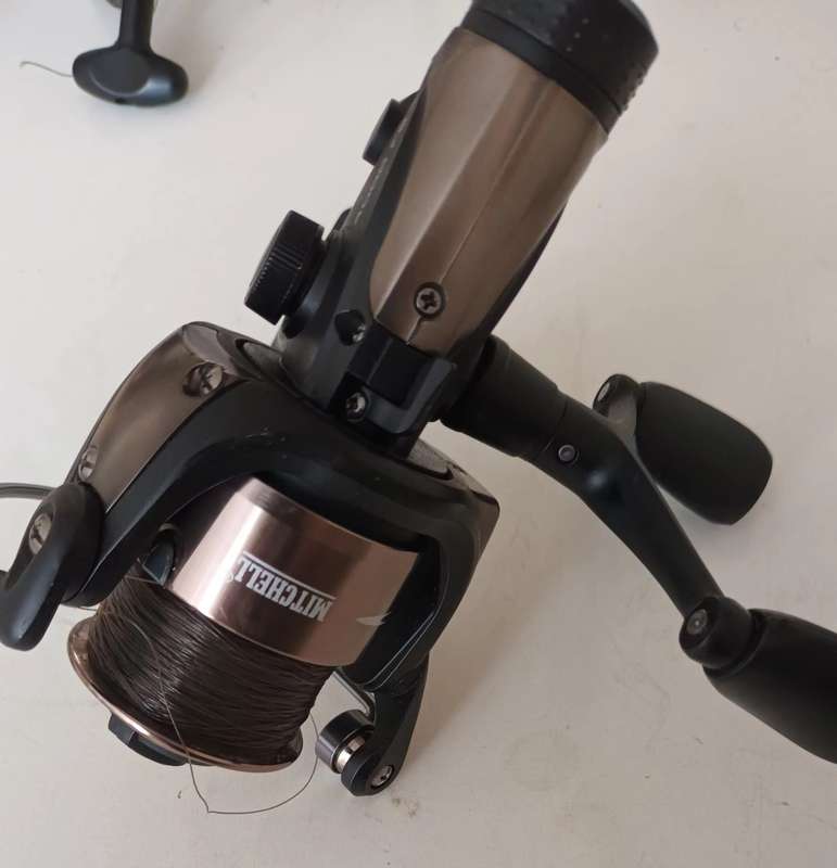 MITCHELL AVOCET III BRONZE 4000FS Bait Runner. Like New.
