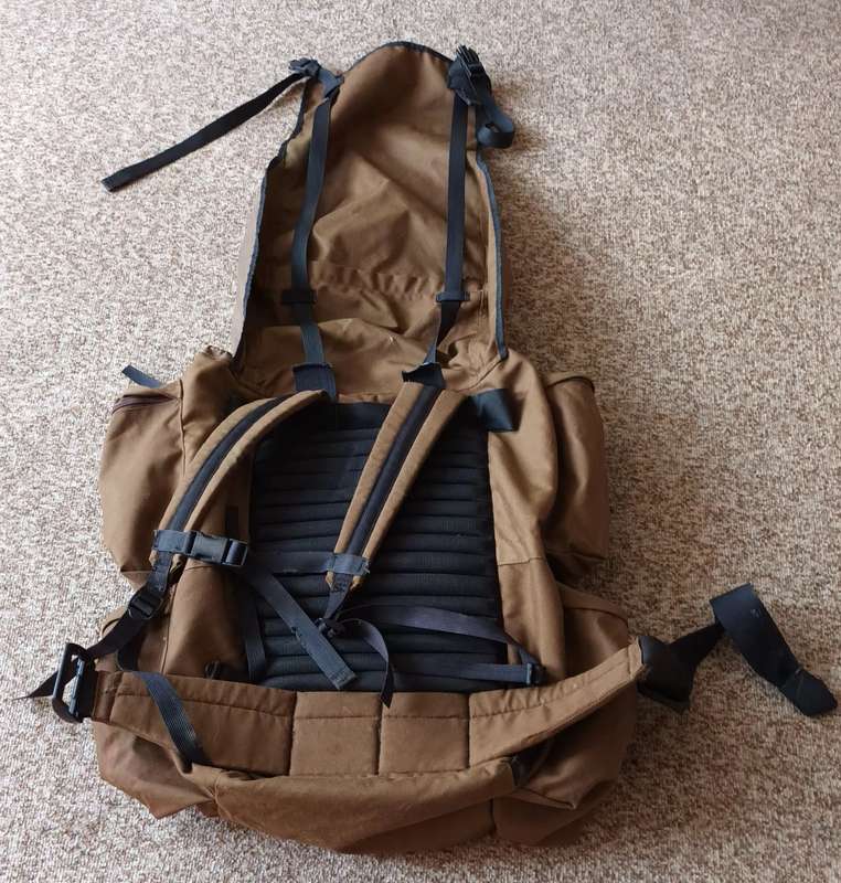 S.A.D.F PAT. 83 FIELDPACK. 1985-6
