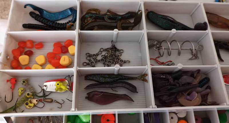 Master Box Fishing Tackle Box. Fully stocked with more than 100 items.