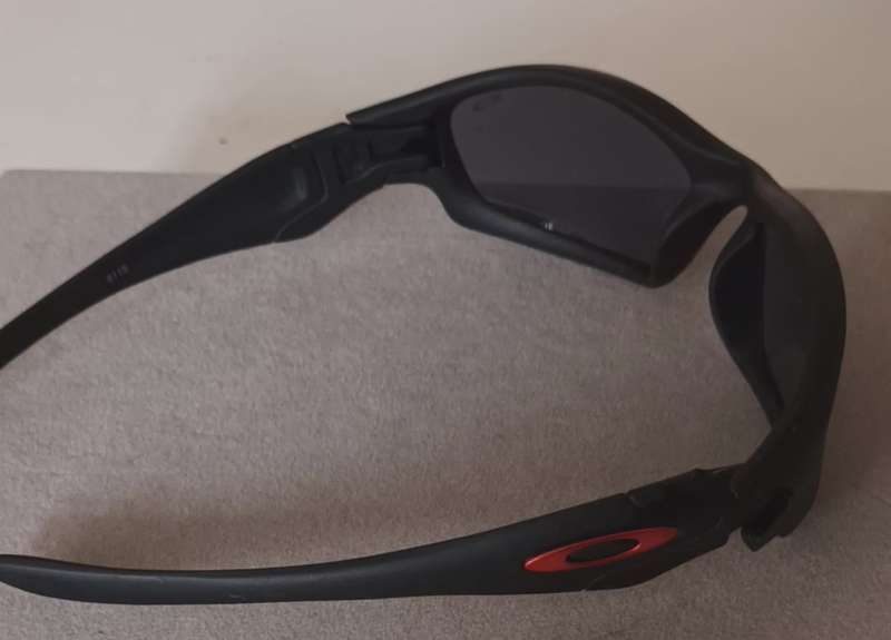 OAKLEY STRAIGHT JACKET MEN'S WRAP SUNGLASSES. MADE IN USA.