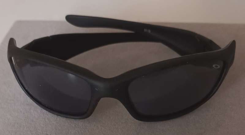 OAKLEY STRAIGHT JACKET MEN'S WRAP SUNGLASSES. MADE IN USA.