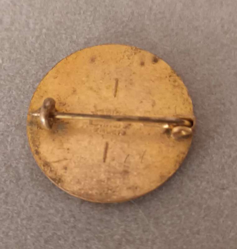 INVERKEITHING BOWLING CLUB. JUBILEE 1951. BADGE.
