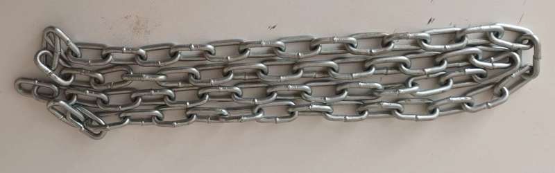 1 Meter Chain. 20x10mm.