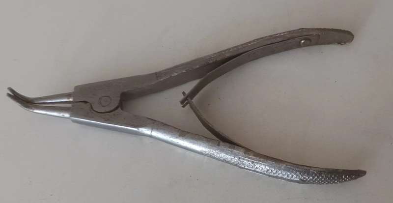 Circlip Pliers.