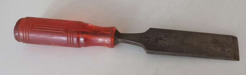 MARPLES & SONS CAST STEEL WOOD CHISEL. SWISS Made. Length 27cm. Width 37mm.