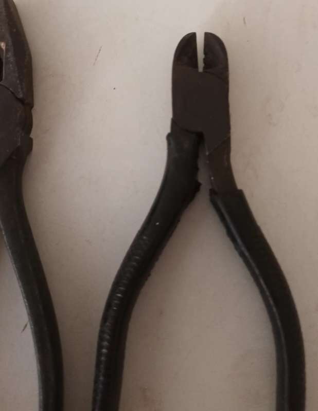 Lot of pliers.