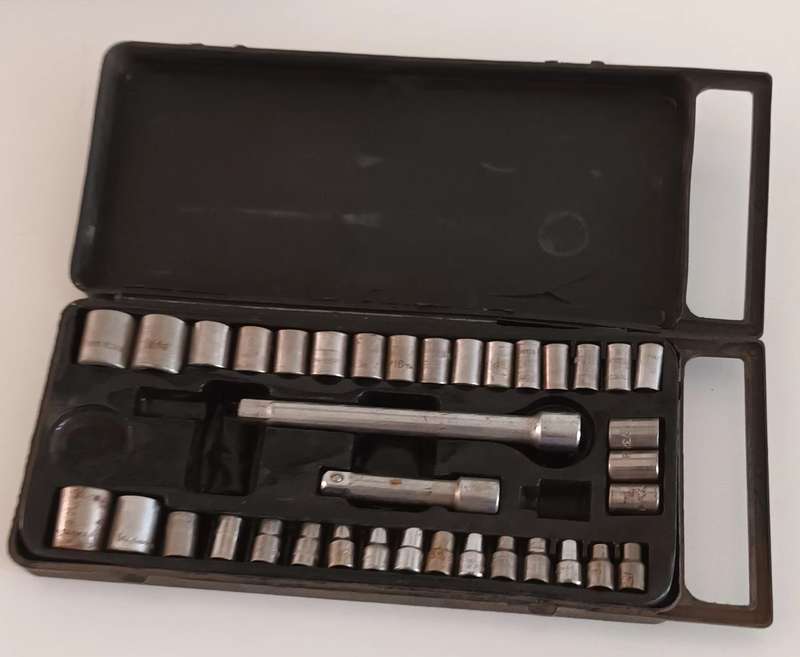 Incomplete Socket Set