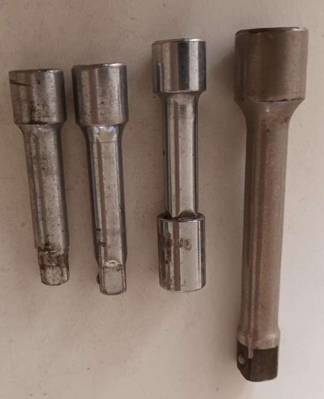 Socket extenders. Small.