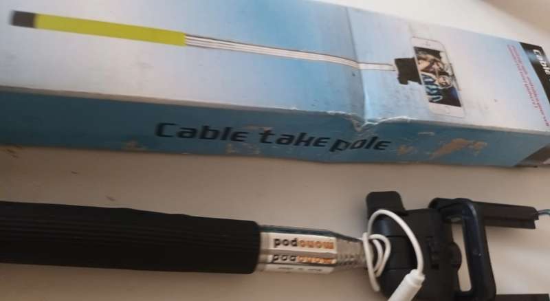 Selfie Cable Stick. New.