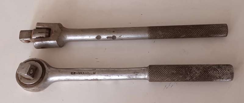 Vanadium Ratchet & Socket extension.