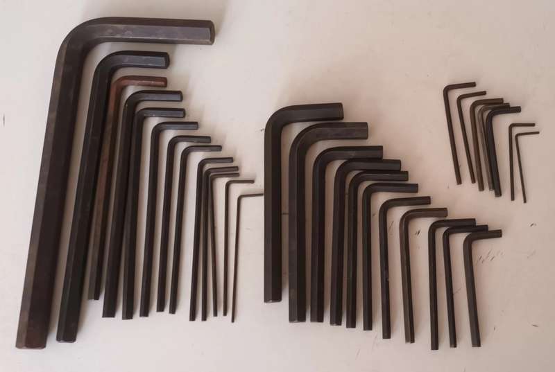 31x Allen Keys.