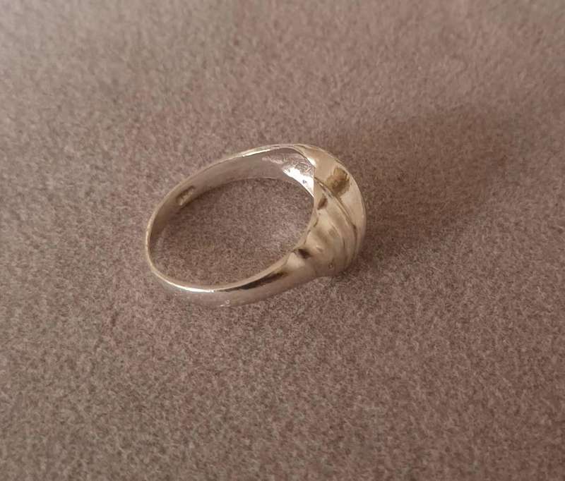 Unique Design Sterling Silver Ring.