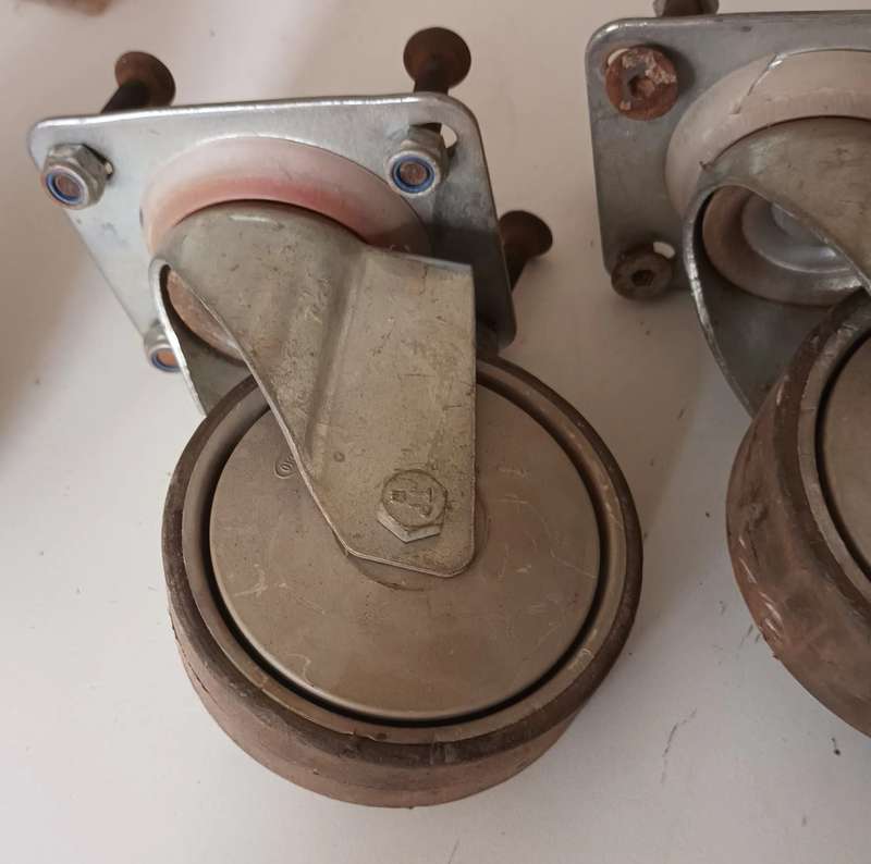 PPI Swivel Caster Wheels x2.