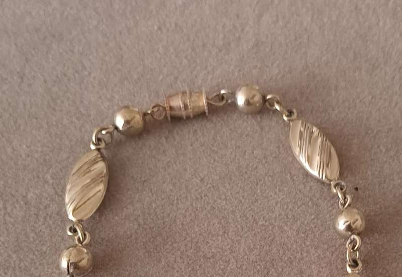 Stunning Sterling Silver Bracelet. Length 20cm. Width 8mm. 8.2g.