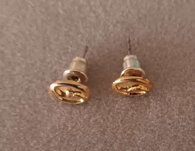 Lovely Gold-Plated Stud Earrings.